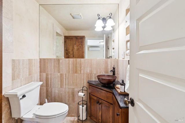 1021 Rose Dr, Napa, CA 94558