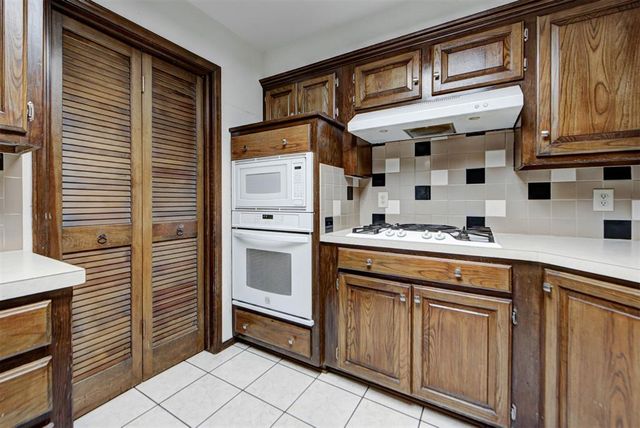 408 Willow Branch Road, Norman, OK 73072