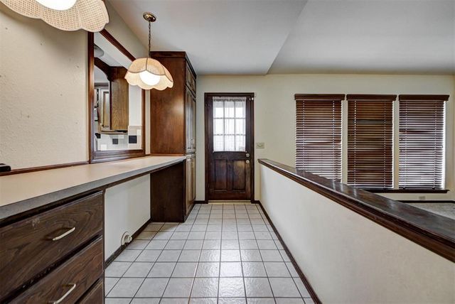 408 Willow Branch Road, Norman, OK 73072