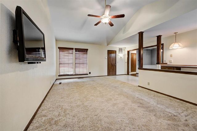 408 Willow Branch Road, Norman, OK 73072