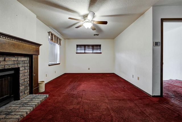 408 Willow Branch Road, Norman, OK 73072