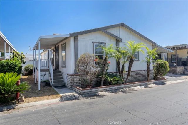 300 N Rampart 197, Orange, CA 92868