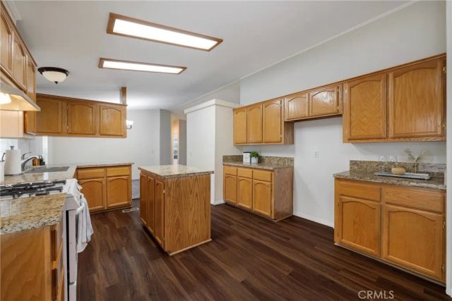 300 N Rampart 197, Orange, CA 92868