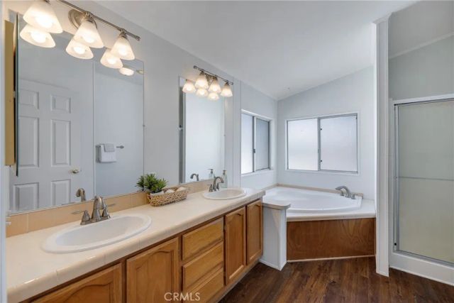 300 N Rampart 197, Orange, CA 92868