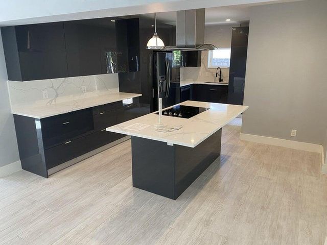 418 SW 7th Terrace, Boca Raton, FL 33486