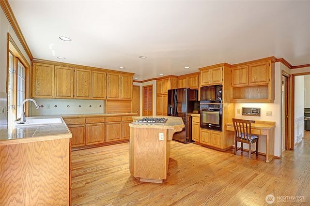 12405 55th Place W, Mukilteo, WA 98275