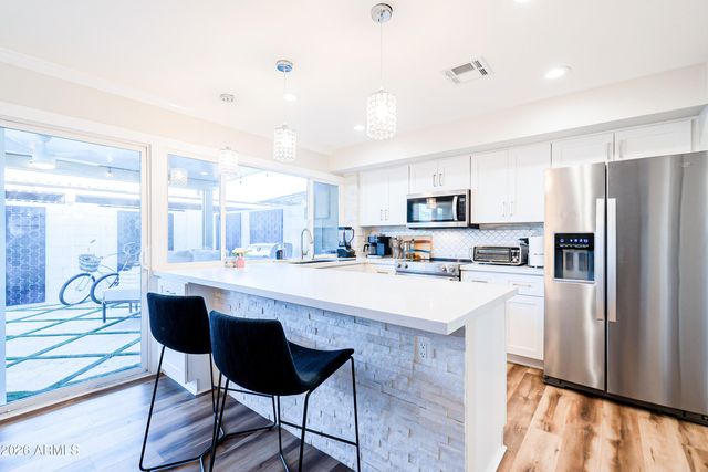 4243 N Miller Road, Scottsdale, AZ 85251