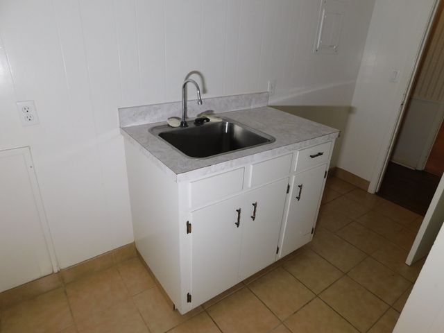 604 NW 7th Street, Springhill, LA 71075