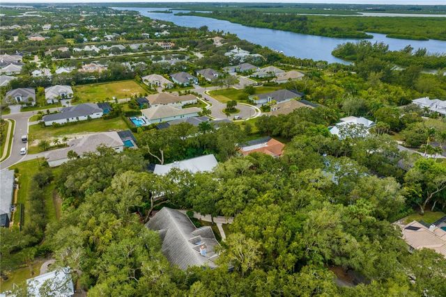 631 Tomahawk Trail, Vero Beach, FL 32963