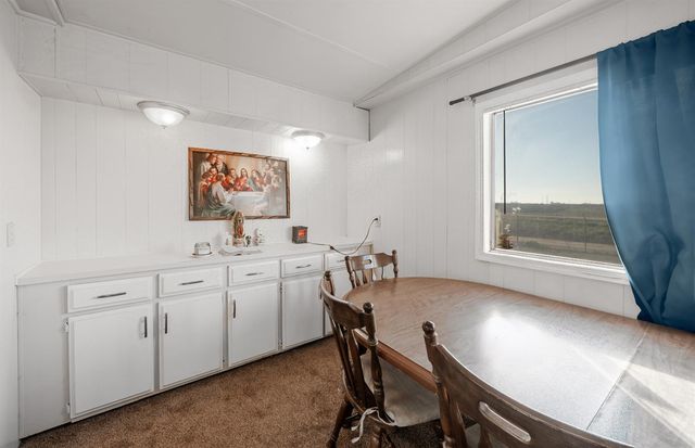 5665 S Chestnut Avenue SPC 3, Fresno, CA 93725