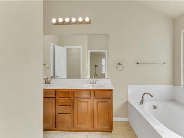 3513 Dry Brook XING, Pflugerville, TX 78660
