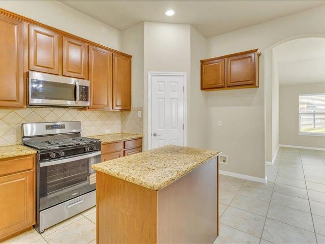 3513 Dry Brook XING, Pflugerville, TX 78660