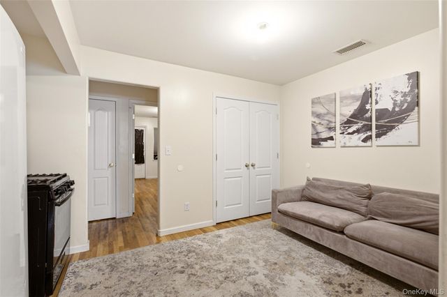 16 Elm Street 301, Spring Valley, NY 10977