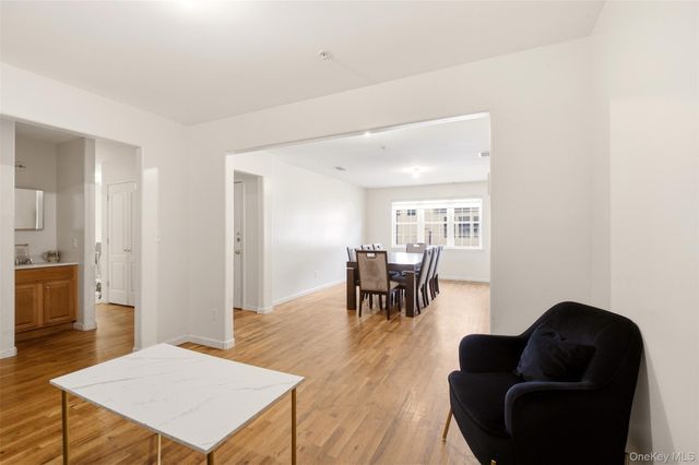 16 Elm Street 301, Spring Valley, NY 10977