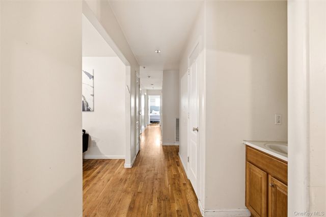 16 Elm Street 301, Spring Valley, NY 10977