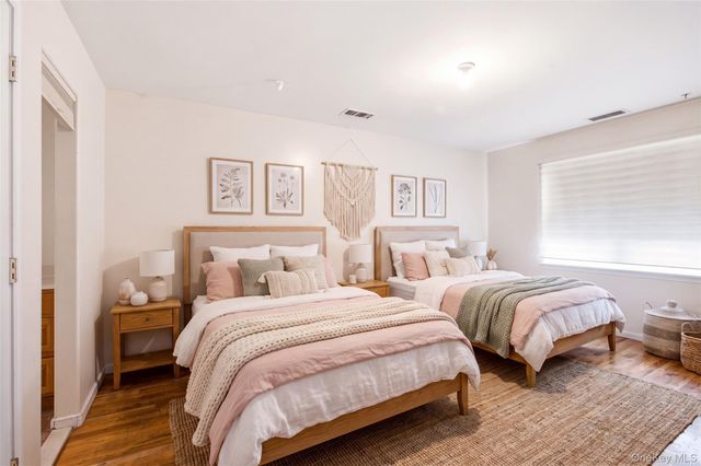 16 Elm Street 301, Spring Valley, NY 10977