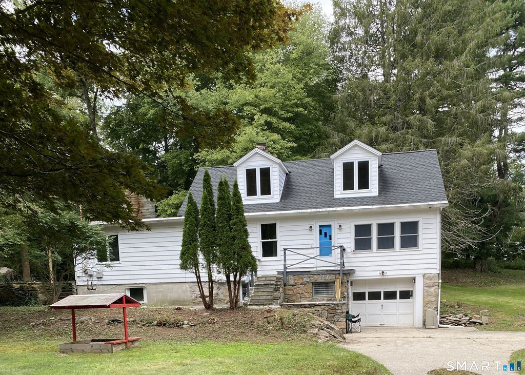 1661 Center Groton Road, Ledyard, CT 06339