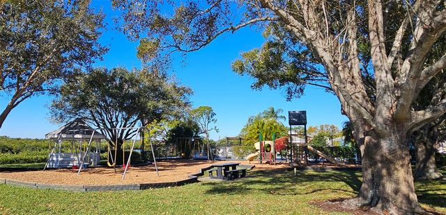 1221 50TH STREET COURT E, Bradenton, FL 34208