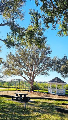 1221 50TH STREET COURT E, Bradenton, FL 34208