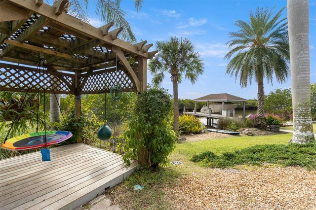 1221 50TH STREET COURT E, Bradenton, FL 34208