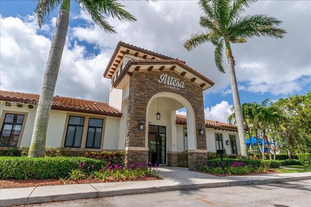25171 SW 114th Court, Homestead, FL 33032