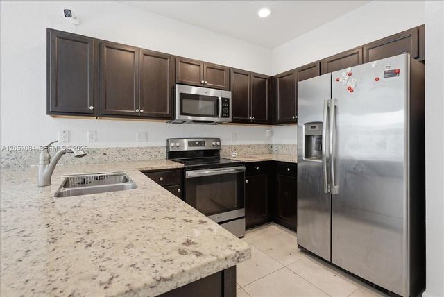 25171 SW 114th Court, Homestead, FL 33032