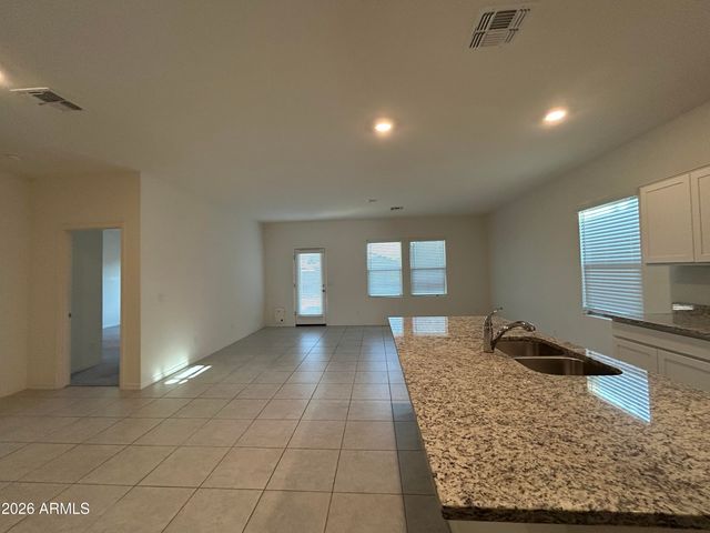 6512 W MAGDALENA Lane, Laveen, AZ 85339