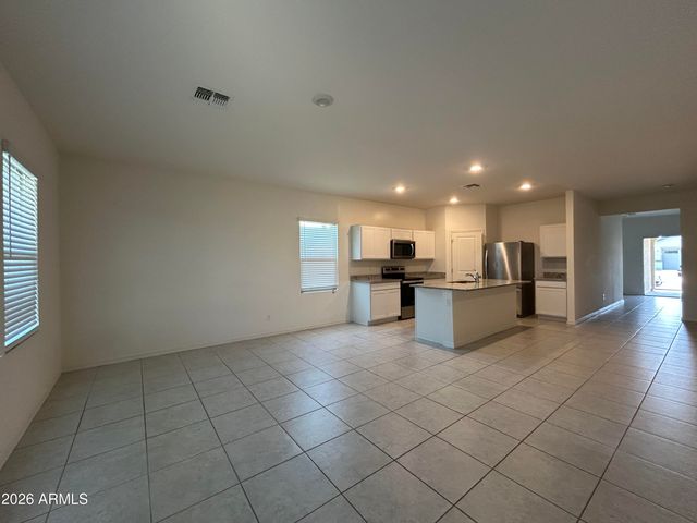 6512 W MAGDALENA Lane, Laveen, AZ 85339