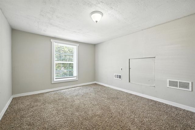 204 Graham. Avenue, Bonham, TX 75418