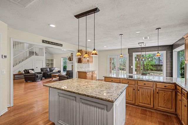 22911 Wren Lane, Tomball, TX 77377