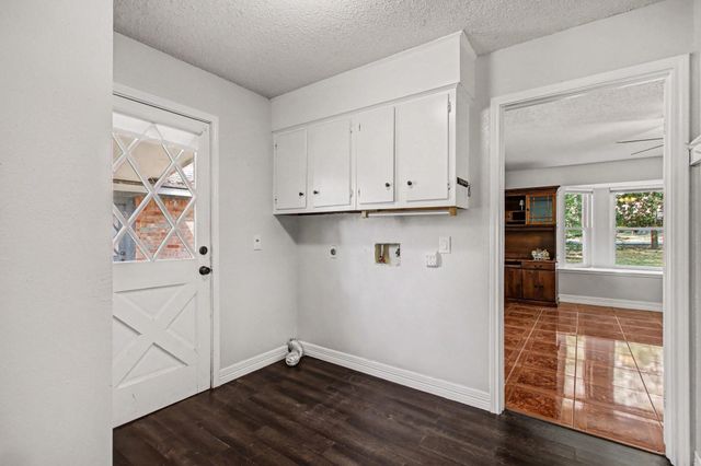 22911 Wren Lane, Tomball, TX 77377