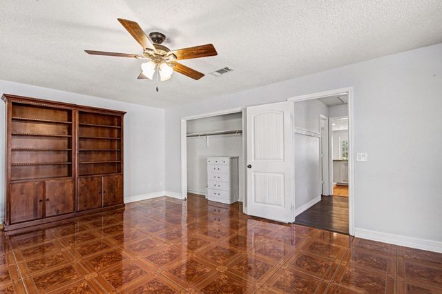 22911 Wren Lane, Tomball, TX 77377