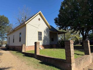 323 W Lorance St, Tyler, TX 75702