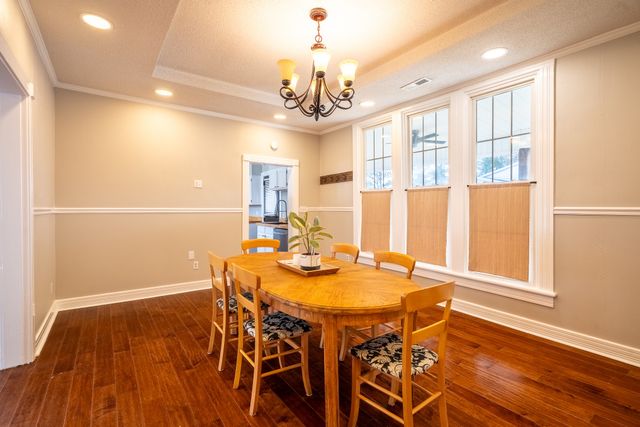 112 N High St, Waynesboro, TN 38485