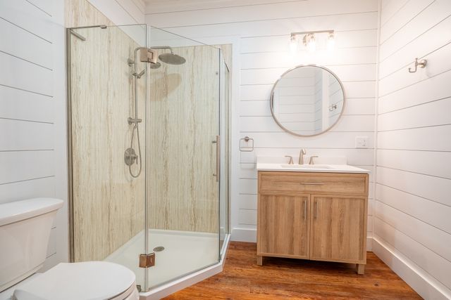 112 N High St, Waynesboro, TN 38485