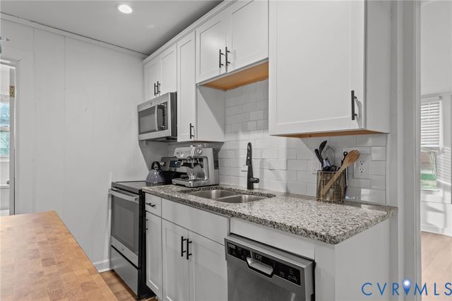 8874 Strath Rd, Henrico, VA 23231