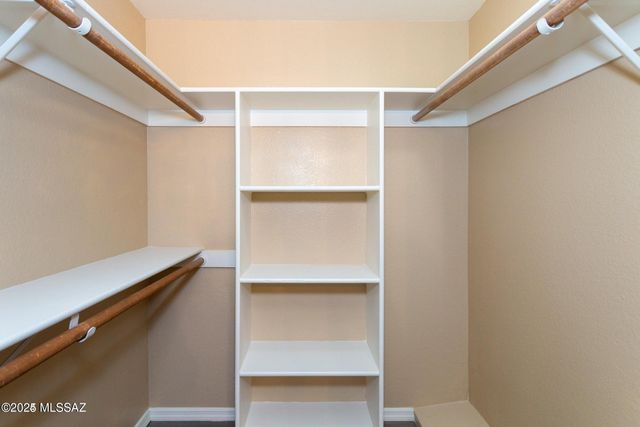 8267 N Oracle Rd Apt 240, Tucson, AZ 85704