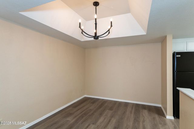 8267 N Oracle Rd Apt 240, Tucson, AZ 85704