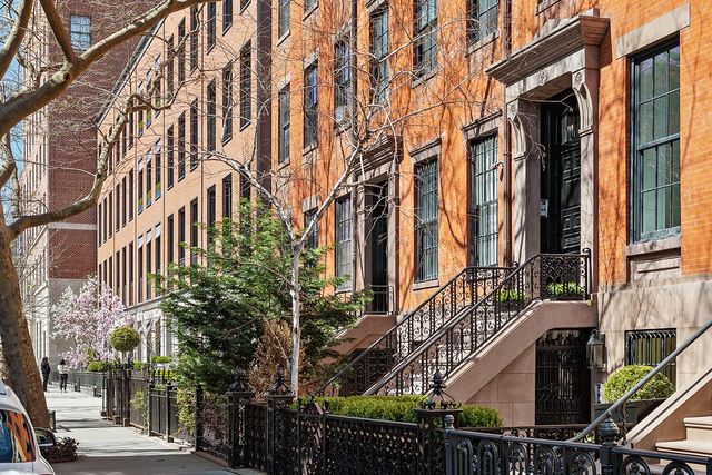 127 W 11TH Street, New York City, NY 10011