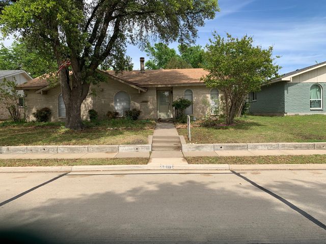6001 Redwood Lane, Rowlett, TX 75089