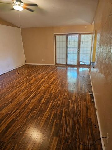 6001 Redwood Lane, Rowlett, TX 75089