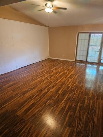 6001 Redwood Lane, Rowlett, TX 75089