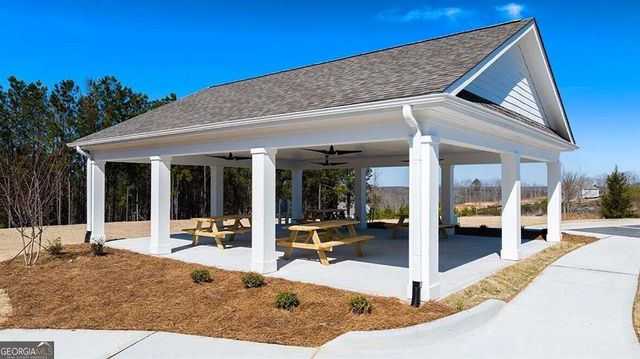 8236 Castleton Drive, Fairburn, GA 30213