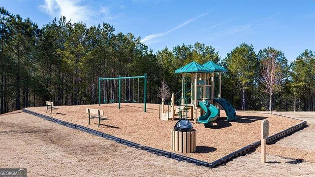 8236 Castleton Drive, Fairburn, GA 30213