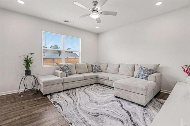 8236 Castleton Drive, Fairburn, GA 30213