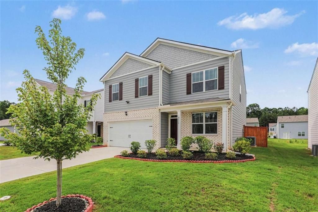 8236 Castleton Drive, Fairburn, GA 30213