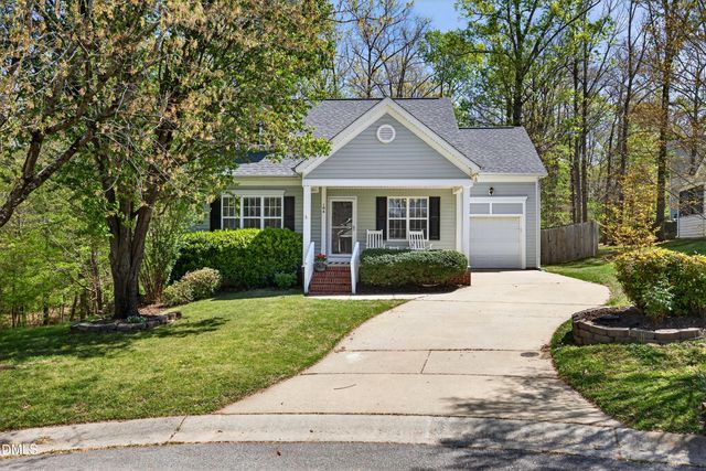 104 Braxton Village Way, Holly Springs, NC 27540