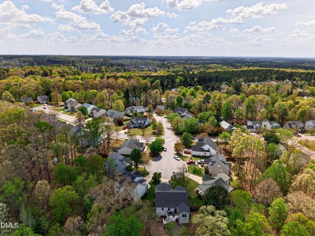 104 Braxton Village Way, Holly Springs, NC 27540