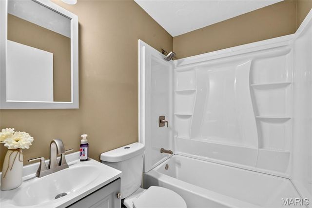 3625 Boswell Avenue, St John, MO 63114