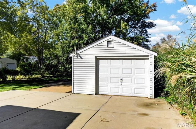 3625 Boswell Avenue, St John, MO 63114